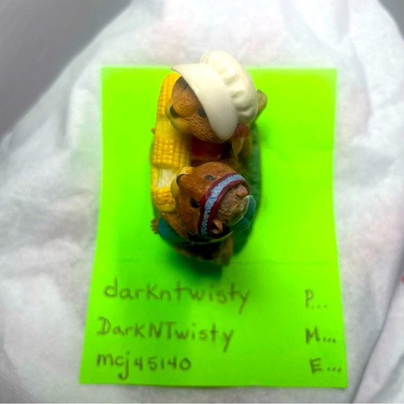 Vintage 1992 Hallmark Tender Touches Sweet Sharing Thanksgiving Beavers Figurine - Picture 5 of 8